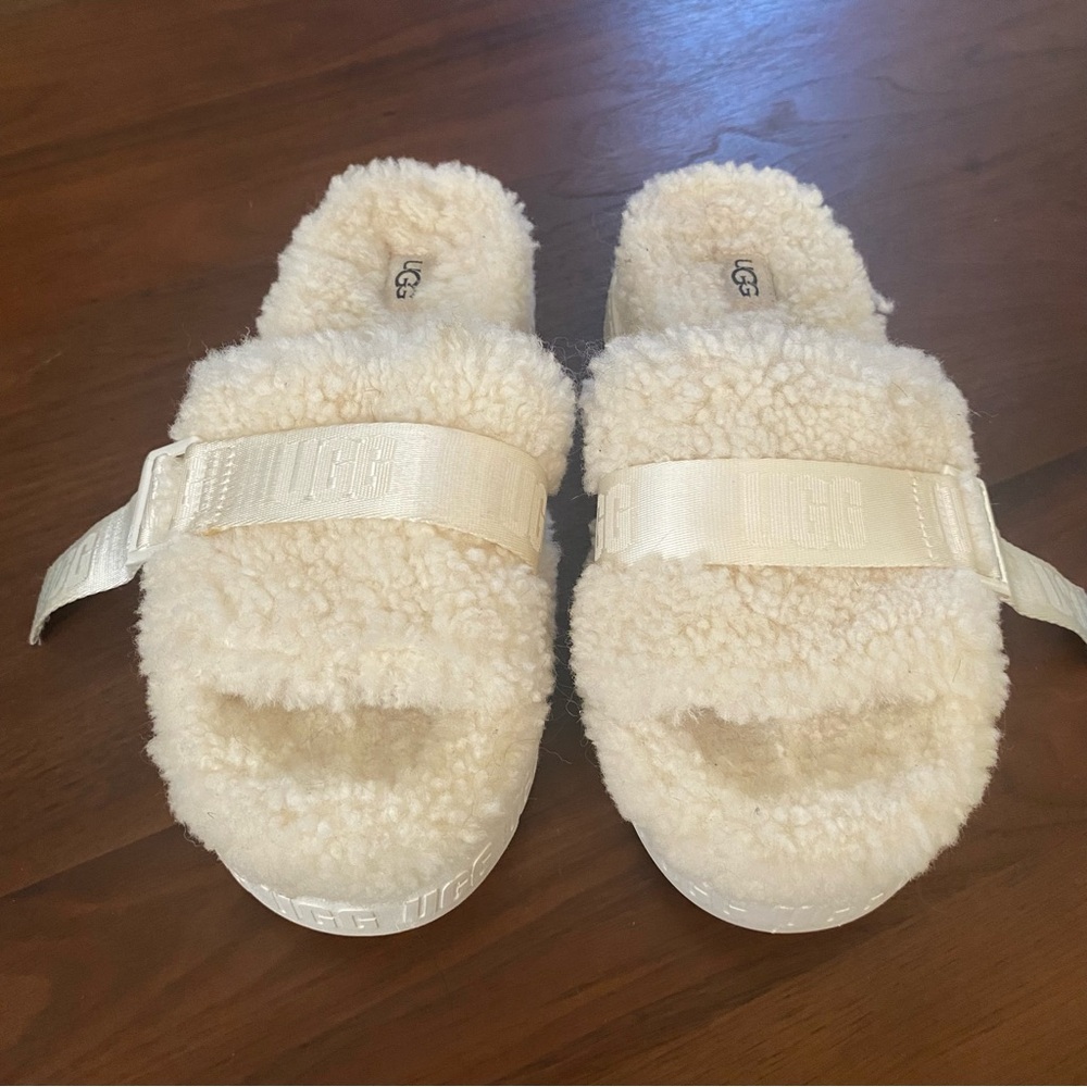 Ugg Fluffita Platform Slippers